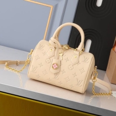 Louis Vuitton Speedy Bags